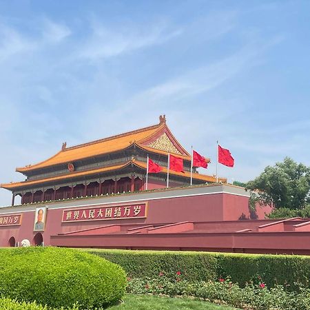 East Sacred Hotel ᴸᴱo---Foreign Accept---Tourism Service English-Speaking 丨 Near Tiananmen Forbidden City丨very Close To Metro Zhangzizhong And Beixinqiao 丨european Foot Ball English丨free Advance Tickets And Laundry Drying Service Coffee Snacks Pekin Zewnętrze zdjęcie