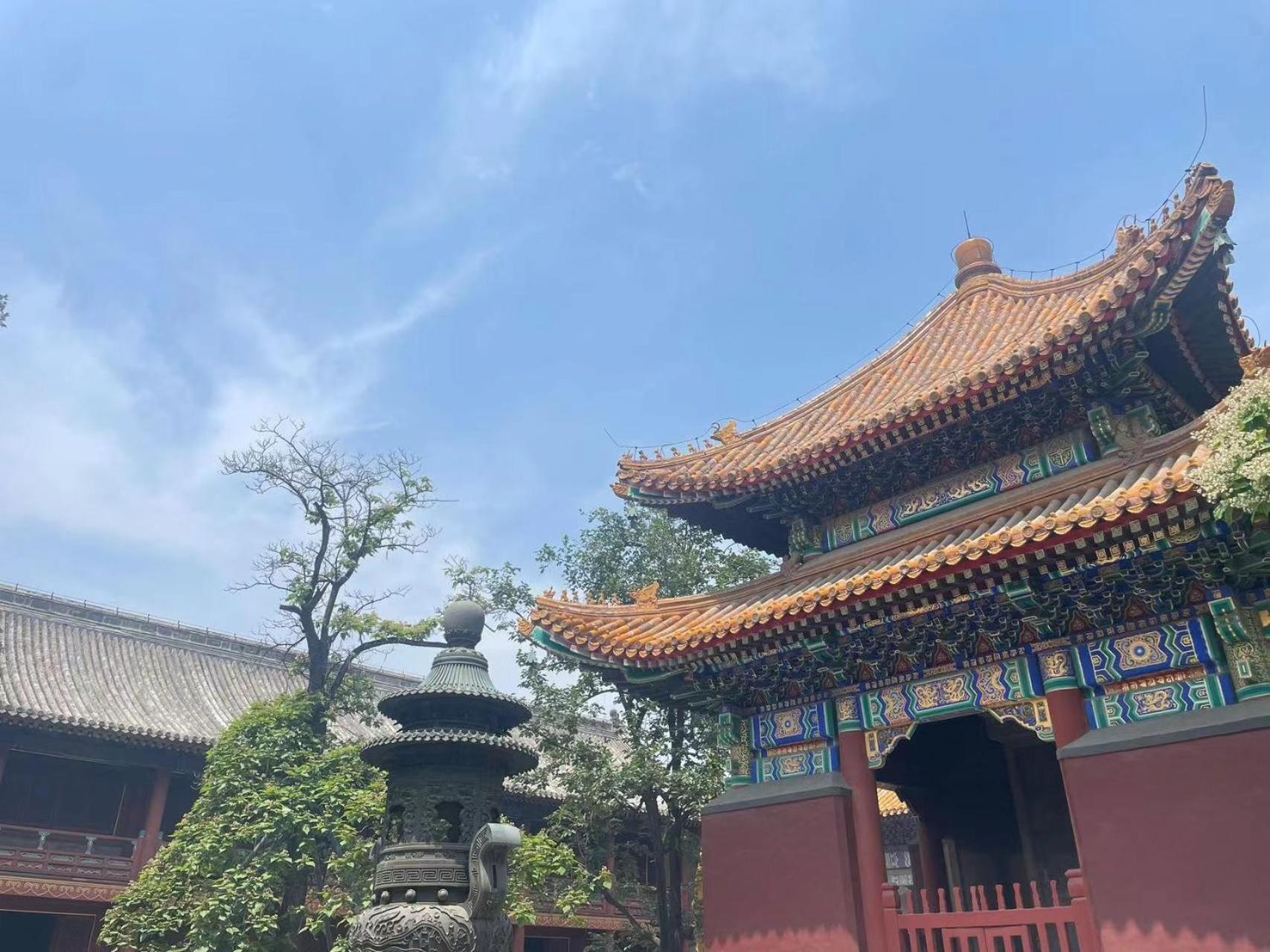 East Sacred Hotel ᴸᴱo---Foreign Accept---Tourism Service English-Speaking 丨 Near Tiananmen Forbidden City丨very Close To Metro Zhangzizhong And Beixinqiao 丨european Foot Ball English丨free Advance Tickets And Laundry Drying Service Coffee Snacks Pekin Zewnętrze zdjęcie