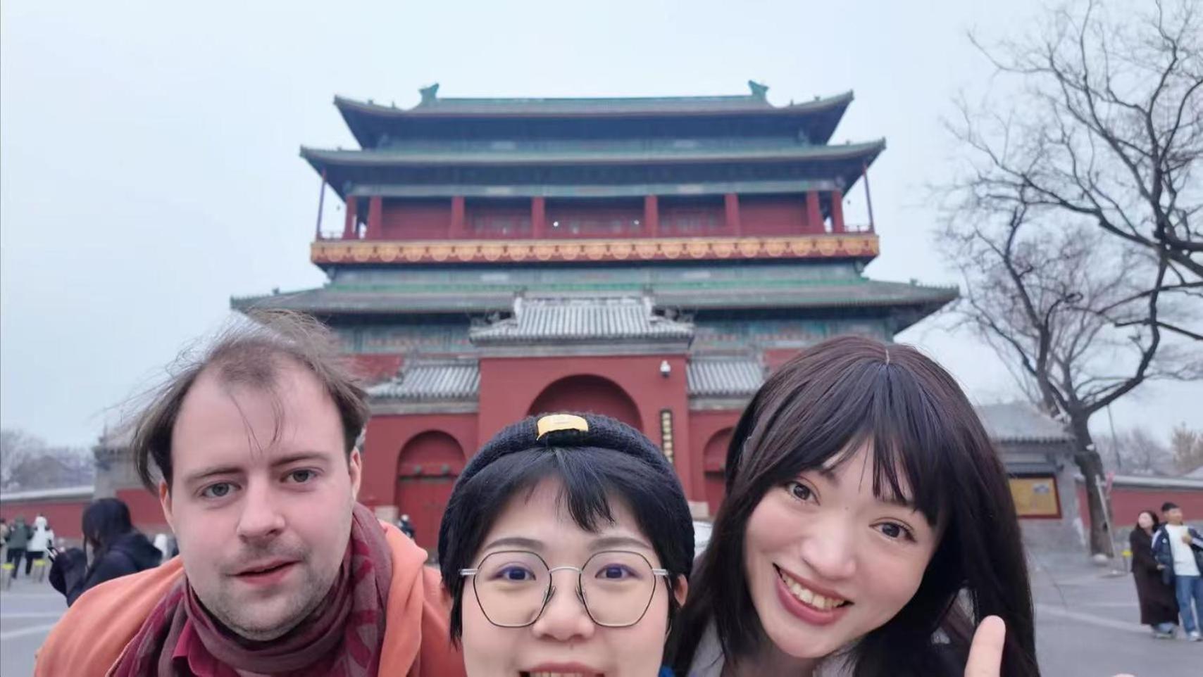 East Sacred Hotel ᴸᴱo---Foreign Accept---Tourism Service English-Speaking 丨 Near Tiananmen Forbidden City丨very Close To Metro Zhangzizhong And Beixinqiao 丨european Foot Ball English丨free Advance Tickets And Laundry Drying Service Coffee Snacks Pekin Zewnętrze zdjęcie